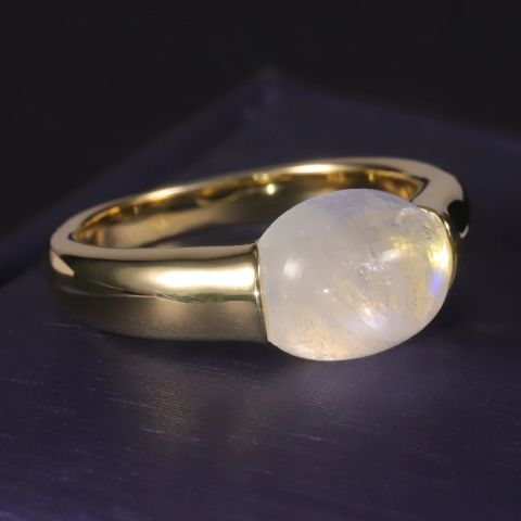 Luminous Solitaire Moonstone Ring